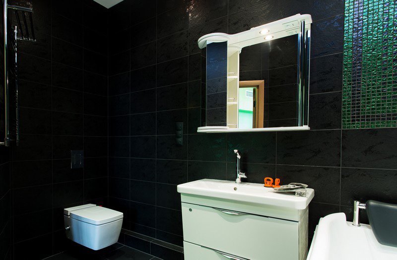 РЕМОнт ванной и туалета серии - Панелями ПВХ и Плиткой, цена, стоимость, недорого