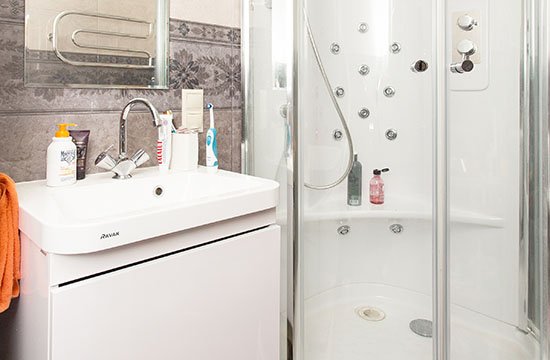 Ремонт ванной с душем (66 фото)